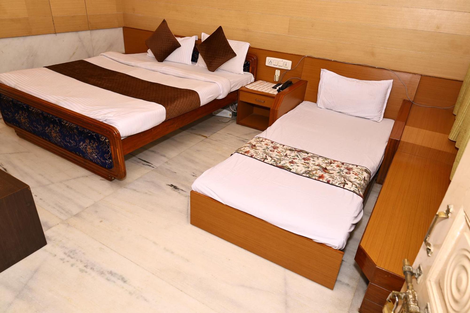 Hotel Suncity By Sharnam Nathdwara Luaran gambar